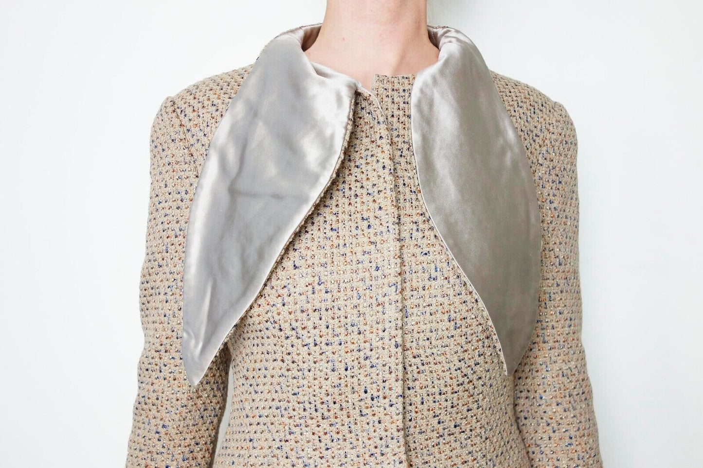 ALEXANDER McQUEEN Vintage FW 2004 "Pantheon As Lecum" Beige Tweed Blazer Jacket